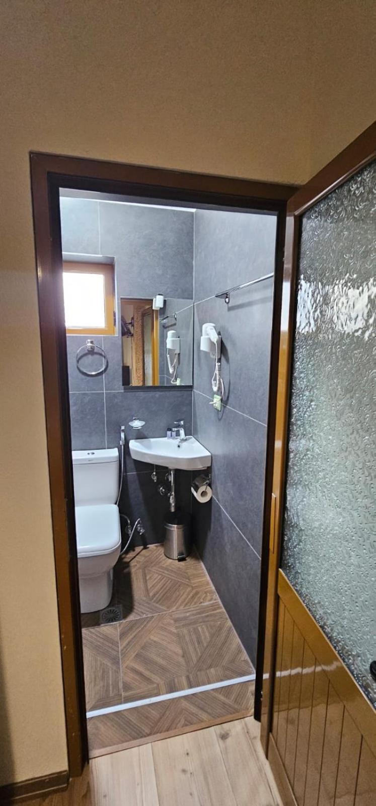 Hotel Sofra Gjirokastër Eksteriør billede
