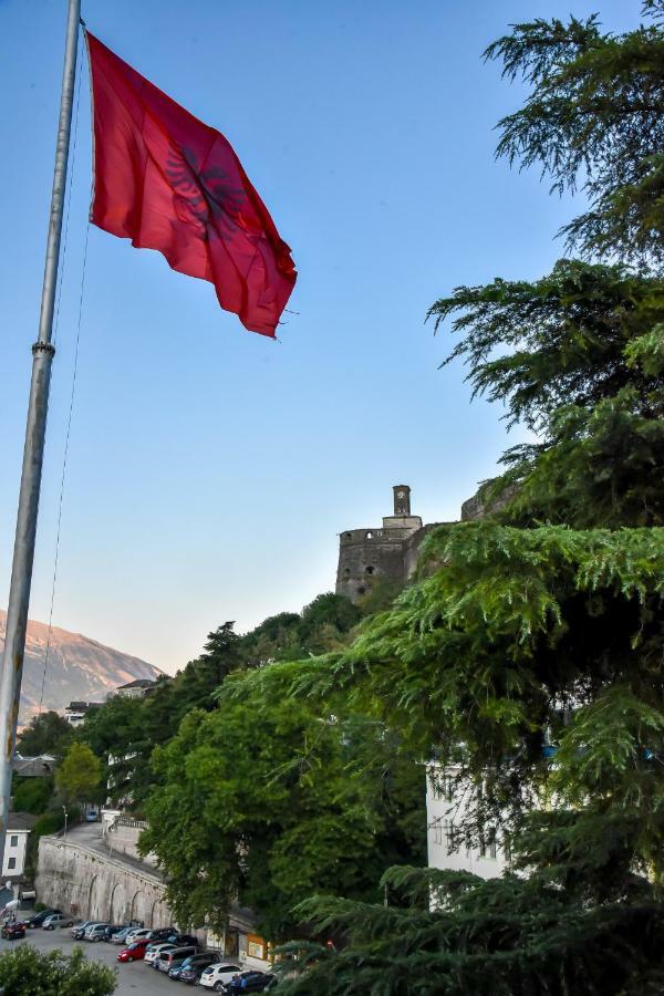 Hotel Sofra Gjirokastër Eksteriør billede